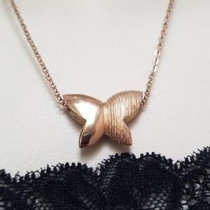 Artistry butterfly necklace